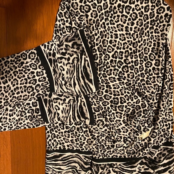 Michael Kors night gown - Picture 7 of 9